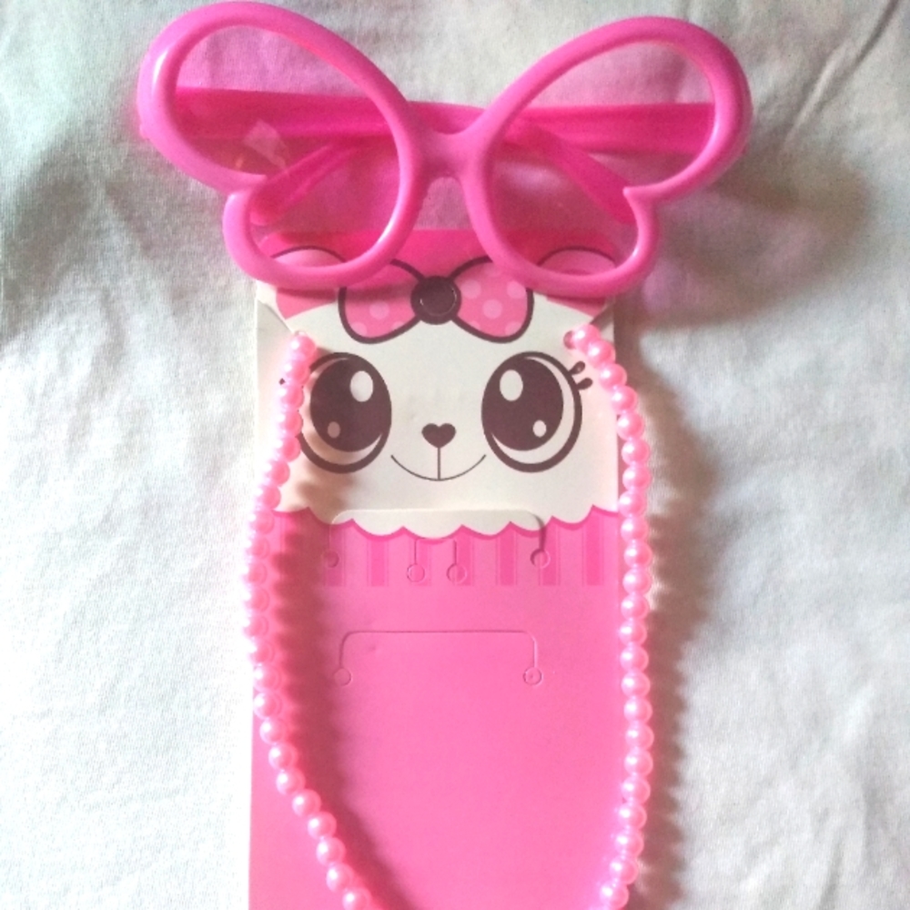 Kids Sunglasses and Necklace Set.